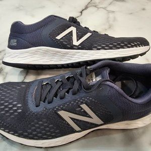 New Balance Fresh Foam Arishi V2 Women's Running Shoe Sz 7 - Nearly New!